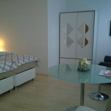 Pensionsappartments Blitz Wiesbaden Extérieur photo