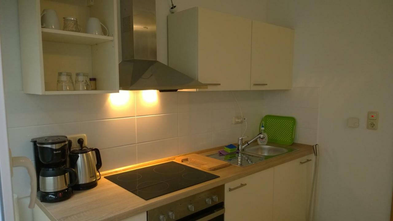 Pensionsappartments Blitz Wiesbaden Extérieur photo